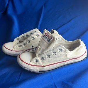 White converse size women’s low top